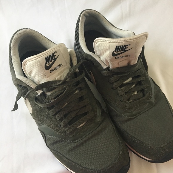 Nike Air Odyssey Men’s Shoes Sz11 - Picture 14 of 14